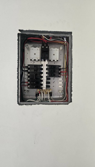 彰化電熱水器施工, 彰化電熱水器安裝, 彰化金屬水塔, 彰化水電行, 彰化衛浴修理,彰化水錶查漏水, 彰化插座維修, 彰化換水塔, 彰化水電安裝, 彰化水塔安裝