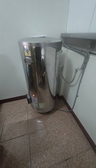 彰化電熱水器施工, 彰化電熱水器安裝, 彰化伸港金屬水塔, 彰化伸港水電行, 彰化伸港衛浴修理,彰化伸港水錶查漏水, 彰化伸港插座維修, 彰化伸港換水塔, 彰化伸港水電安裝, 彰化伸港水塔安裝
